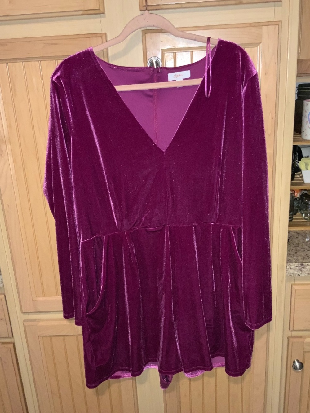 Women’s long sleeve velvet romper Preowned size xxl